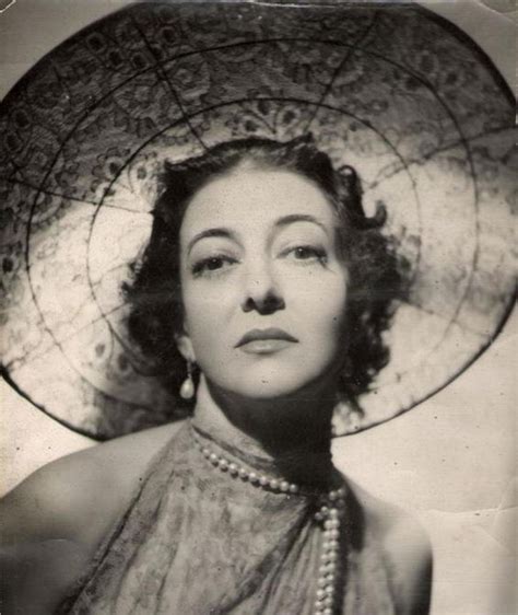 Watch Movies Starring Carmen Carbonell .